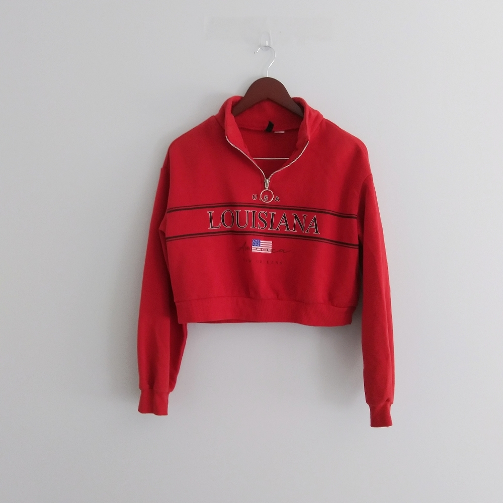 Divided by H&M red cropped sweatshirt SZ S